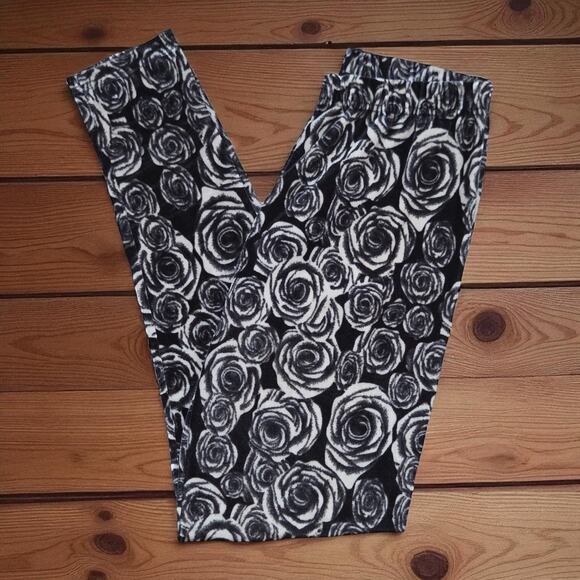 VINTAGE 80's 90's Velvet Rose Black White Print Print Rose Leggings Pants OS - Picture 1 of 2